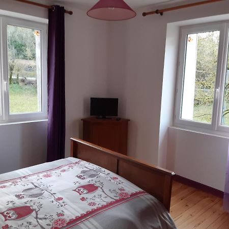 Bed and Breakfast Au Domaine Des Oiseaux Montredon  Exterior foto